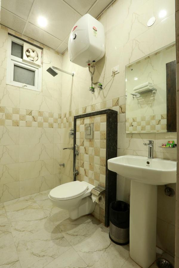 Couette-café Hotel Red Velvet Suites Delhi Airport