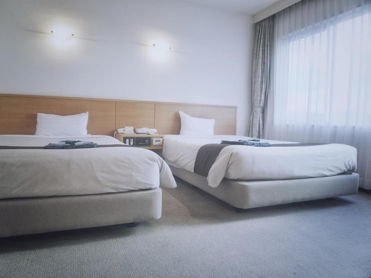 Hotel Red Velvet Suites Delhi Airport Couette-café