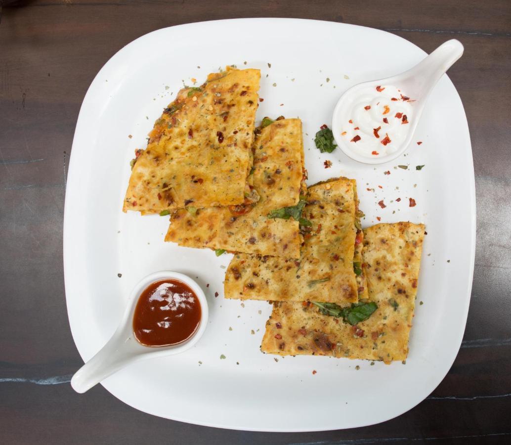 Hotel Red Velvet Suites Delhi Airport Couette-café New Delhi